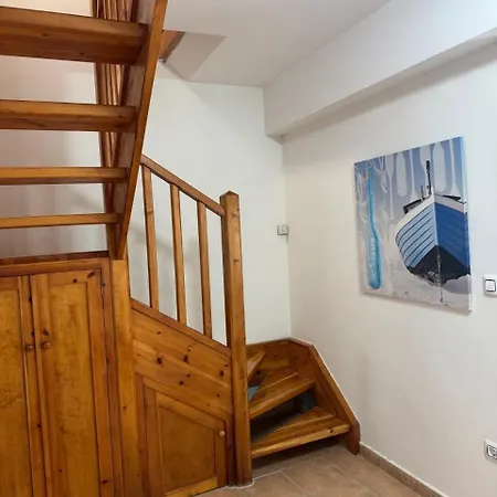 Duplex D Portio Family And Pets *